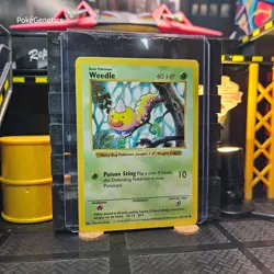 Weedle Shadowless Base Set Pokemon TCG 69/102 Unlimited Common - Image 3