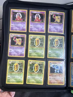 Pokemon TCG Base Set Bundle 227 cards - Image 4