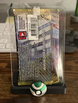 Factory sealed Pokemon TCG Black and White, Next Destinies Booster Pack | Mewtwo - Image 2