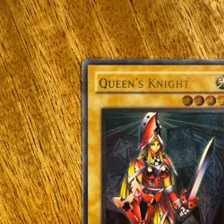Queen's Knight - 1st Edition-Ultimate Rare EEN-En004 - Yu-Gi-Oh! TCG Card - Image 3