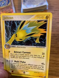 NM! Jolteon (8/115) EX Unseen Forces Stamped Reverse Holo Pokemon Card! - Image 4