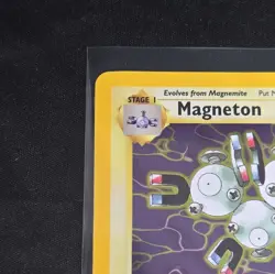 Magneton 1st Edition Holo Fossil #11 Vintage 1999 Pokemon Trading Card Game - Image 3