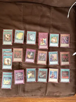 YUGIOH And Pokemon cards lot - Image 5
