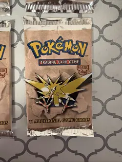 Wizards of The Coast Pokemon Fossil Booster Pack 4 Sealed Packs 742818061599 - Image 4