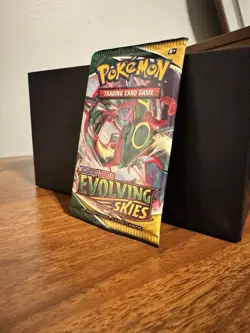 Pokemon TCG Sword & Shield Evolving Skies Booster Pack Factory Sealed! 820650808777 - Image 1