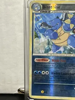 Pokemon TCG Blastoise 13/95 Unleashed Reverse Holo Foil Rare HP-DMG - Image 4