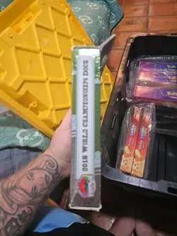 POKEMON 2018 WORLD CHAMPIONSHIP DECK PEDRO EUGENIO TORRES . FACTORY SEALED. - Image 3