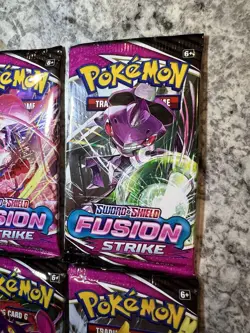 Pokemon TCG Sword & Shield Fusion Strike Booster Pack Art Set (4 Packs) - Image 5