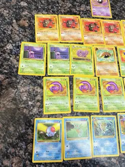 Pokemon TCG Fossil Set 25 Card Lot Geodude Grimer Weezing Kabuto Zubat Wizards - Image 2