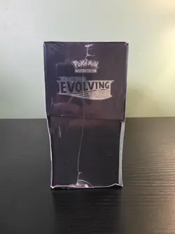 Pokemon Sword & Shield Evolving Skies Elite Trainer Box - 8 Packs - Image 4