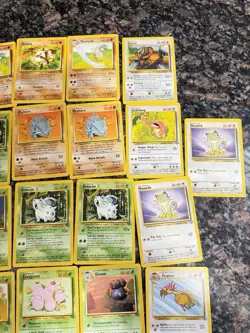 Pokemon TCG Jungle Set 42 Card Lot Persian Oddish Paras Rhyhorn Meowth Wizards - Image 5