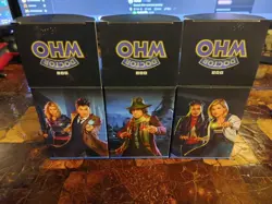 Magic: The Gathering Doctor Who Commander Deck Bundle - Image 1
