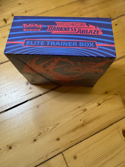 Pokemon TCG Darkness Ablaze ETB Elite Trainer Box - NEW & SEALED - Image 2