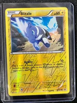 NM-Mint Blitzle - 35/101 - Common - Reverse Holo Pokemon Noble Victories - Image 1
