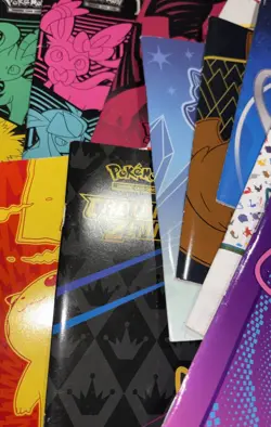 Pokemon Lot Dice Players Guides Pre Owned - Image 2