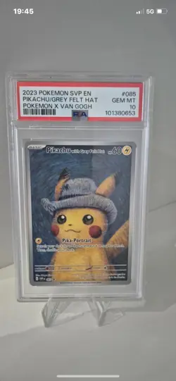 2023 POKEMON SVP EN-SV BLACK STAR PROMO #085 PIKACHU WITH GREY FELT HAT PSA 10!! - Image 1