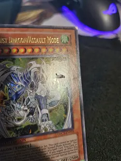 YUGIOH Ultra Rare Stardust Dragon/Assault Mode DPCT-EN003 MP Ultra Limited - Image 3