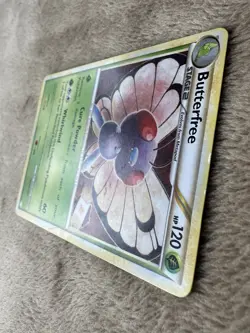 2010 Pokemon TCG HeartGold SoulSilver Butterfree Non-holo 16/123 LP/MP - Image 5