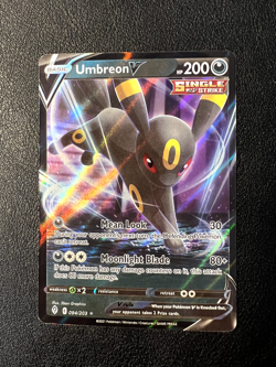 Umbreon V - 094/203 - Pokemon Evolving Skies Sword & Shield Ultra Rare Card NM - Image 1