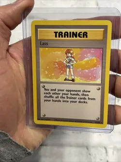 Lass - 75/102 - Base Set Unlimited Rare Trainer Pokemon TCG 1999 - NM Near Mint - Image 1
