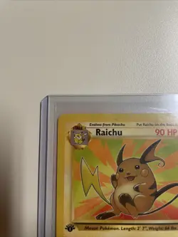 Pokemon Cards: Fossil 1st Edition Rare: Raichu 29/62 - Image 2