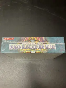 YUGIOH LEGEND OF BLUE EYES WHITE DRAGON 1ST EDITION SPANISH - Image 4