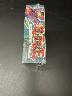 YUGIOH LEGEND OF BLUE EYES WHITE DRAGON 1ST EDITION SPANISH - Image 5