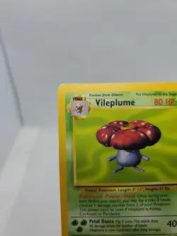 Pokemon Vileplume 31/64 Jungle Non Holo Trading Card - Image 2