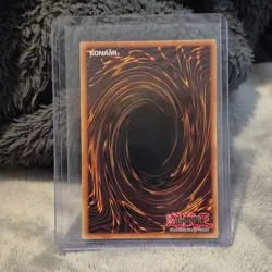 Konami Blue-Eyes Alternative Ultimate Dragon TN19-EN001 Gold Tin Limited Fusion - Image 2