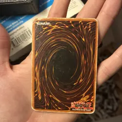 Blue-Eyes White Dragon SDK-001 Starter Deck: Kaiba Unlimited (Heavily Played) - Image 2
