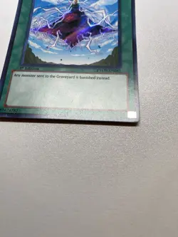 Yugioh DIMENSIONAL FISSURE 1st Edition Secret Rare RYMP-EN081 HP - Image 2