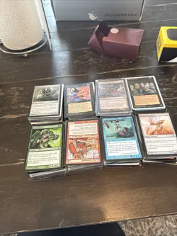 Huge Lot of 700 Vintage MTG Cards. Storage Unit Find. Not Sure What’s Here. - Image 1
