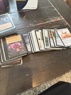 Huge Lot of 700 Vintage MTG Cards. Storage Unit Find. Not Sure What’s Here. - Image 3