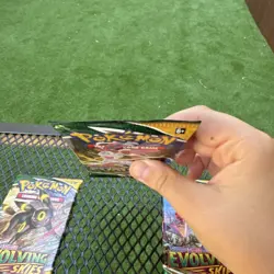 Pokemon TCG Sword & Shield Evolving Skies Booster Packs 3x Umbreon Sylveon - Image 3