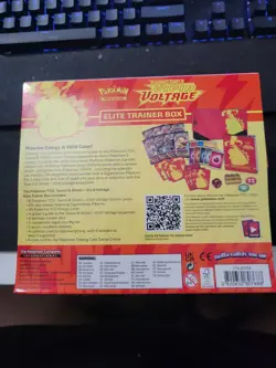 Pokemon TCG Sword & Shield Vivid Voltage ETB Factory Sealed Slight Tear - Image 4
