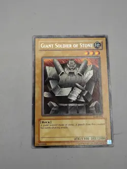 Yugioh Giant Soldier of Stone #LOB-068 The Legend of Blue Eyes White Dragon LP - Image 2