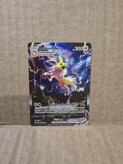 Jolteon VMAX SWSH184 SWSH: Sword & Shield Promo Cards Holo - Image 1