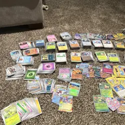 Pokemon TCG Card Lot BULK - Image 2