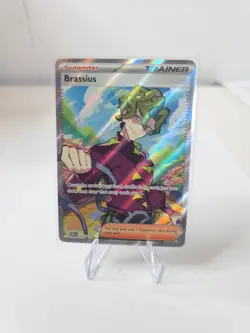 Brassius - 135/131 - Prismatic Evolutions - Pokemon TCG - NM- Full Art - HOLO - Image 1