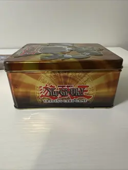 2007 Yu-Gi-Oh Collectible Tin W/ 323 Misc Cards - Image 5
