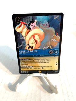 Disney Lorcana Fabled: Cruella De Vil Style Icon 143/204 Legendary COLD FOIL NM - Image 1
