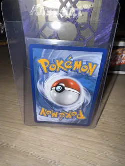 Pokemon TCG Mew 025/025 Gold Celebrations 25th Anniversary Card NM Condition - Image 2
