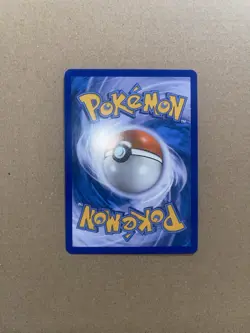 Reshiram 28/113 HOLO Rare B&W Legendary Treasures Pokemon Card Near Mint - Image 3
