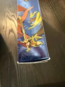Pokemon 25th Anniversary Celebrations Zacian Promo Deluxe Pin Collection SEALED - Image 2