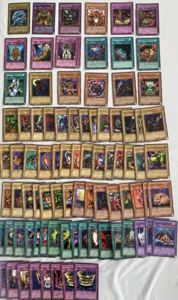 Yu-Gi-Oh! Vintage 80 + Card Lot Blue-Eyes White Dragon 3 Holo 14 1st Edition - Image 1