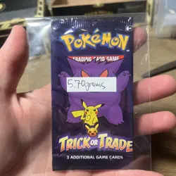 2022, Pokemon, Trick Or Trade, Halloween 3 Card Pack 5.70 Grams - Image 1