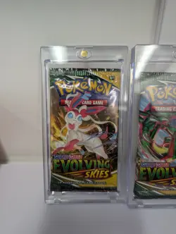🔥Pokemon TCG Evolving Skies Booster Pack Lot of 3 Sealed w Protectors - FRESH🔥 - Image 4