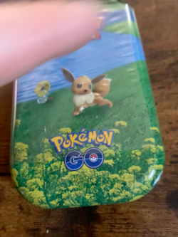 Eevee Pokemon GO Mini Tin *2 Booster Packs, 1 Coin, 1 Art Card Pokemon TCG *New* - Image 2