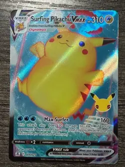 POKEMON FULL ART SURFING PIKACHU VMAX 009/025 ULTRA RARE + DARKRAI SLEEVE LP-NM - Image 1