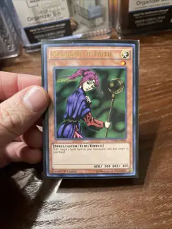 Magician of Faith DUSA-EN044 Duelist Saga 1st Edition - Image 1